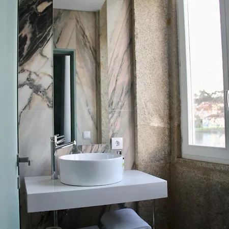 A Rendilheira Charm לינה וארוחת בוקר וילה דו קונדה