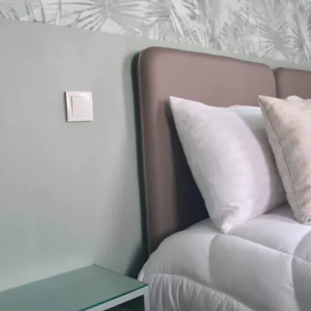 A Rendilheira Charm 4*