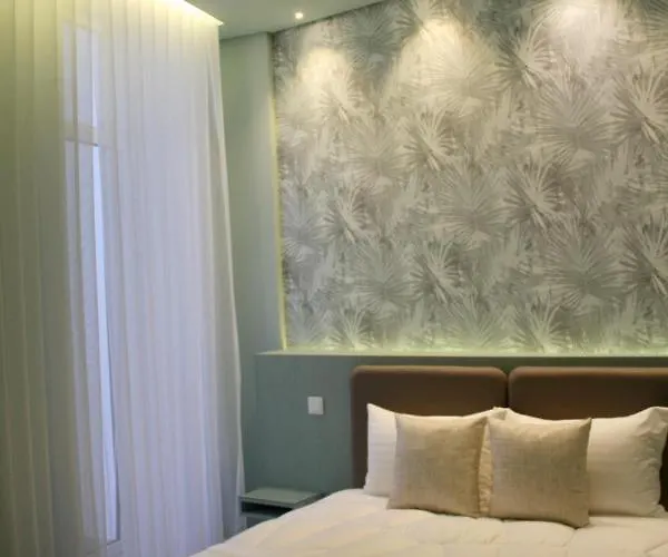 A Rendilheira Charm 4*